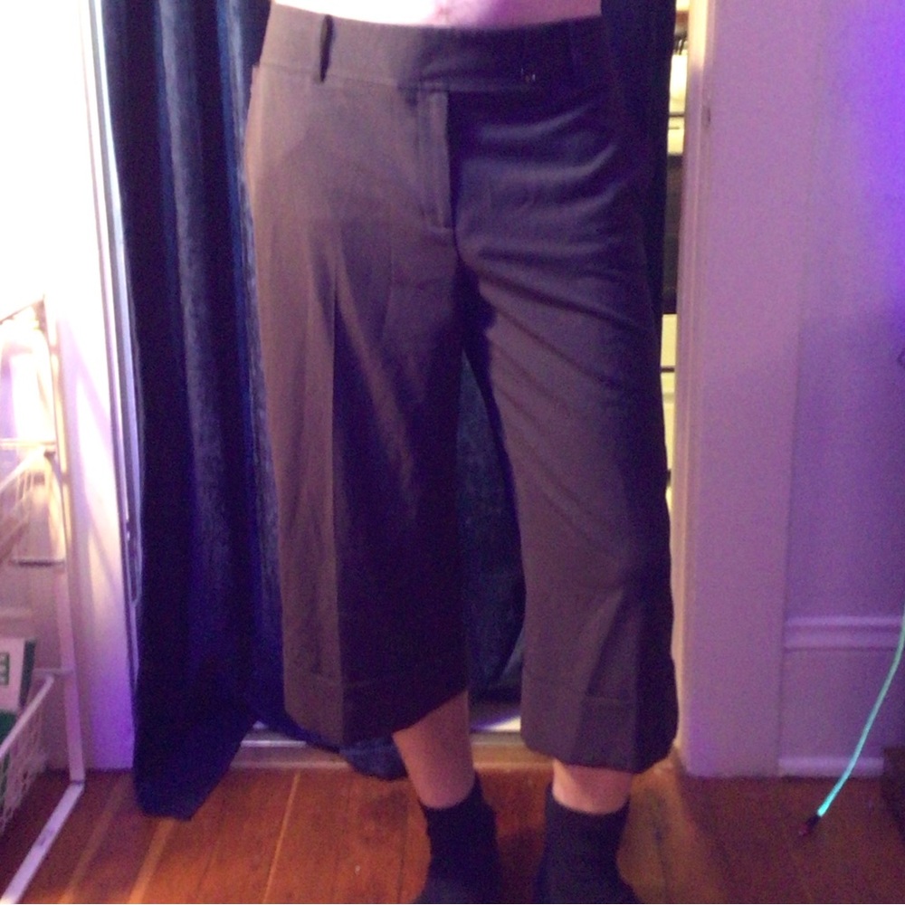 Capri pants